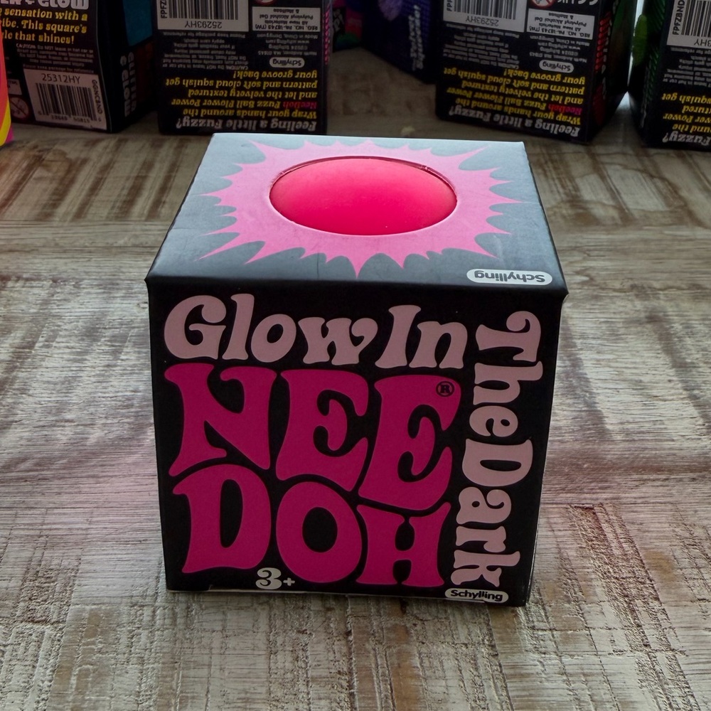 Pink Glow-In-The-Dark NeeDoh